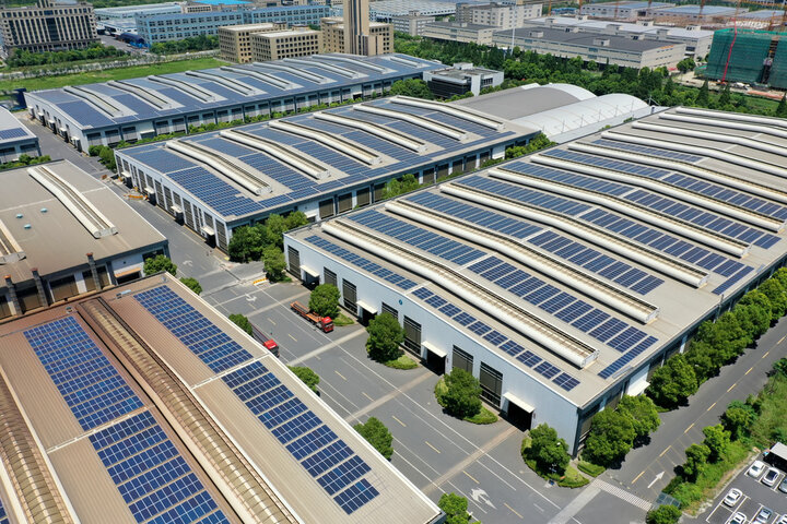 I-install ang Solar Panel System