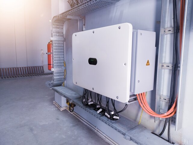 Instalation control of inverters solar panel