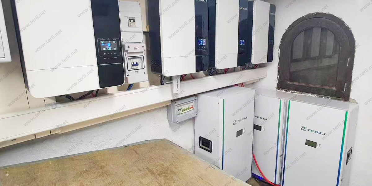 Spain System Upgrade with 3 &times; 15kWh Gaia Series Batteries (1)
