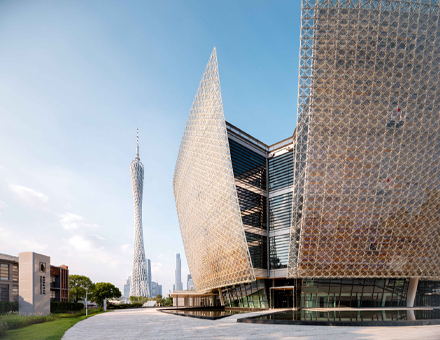Transparent Curtain Wall
