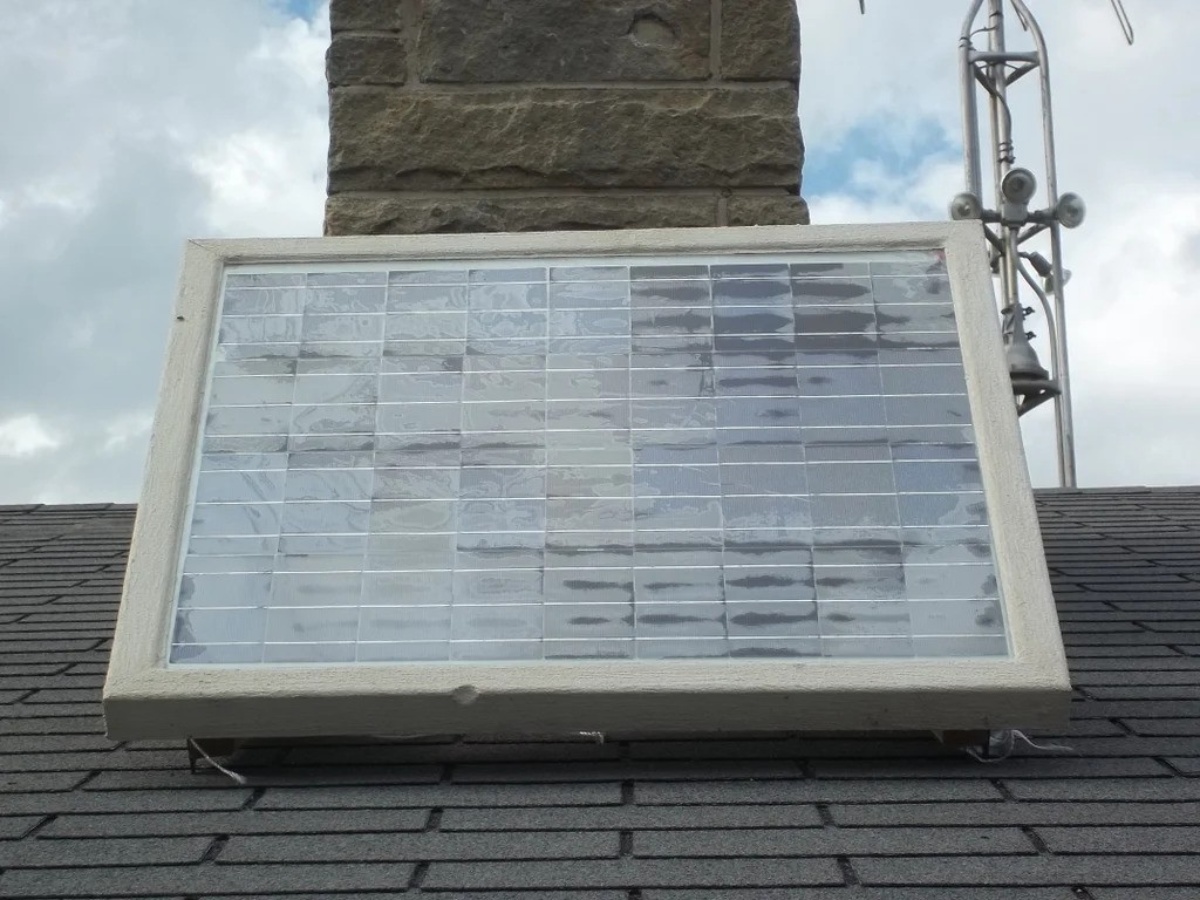 EVA パネルの説明: ソーラー パネル建設における重要な封止層