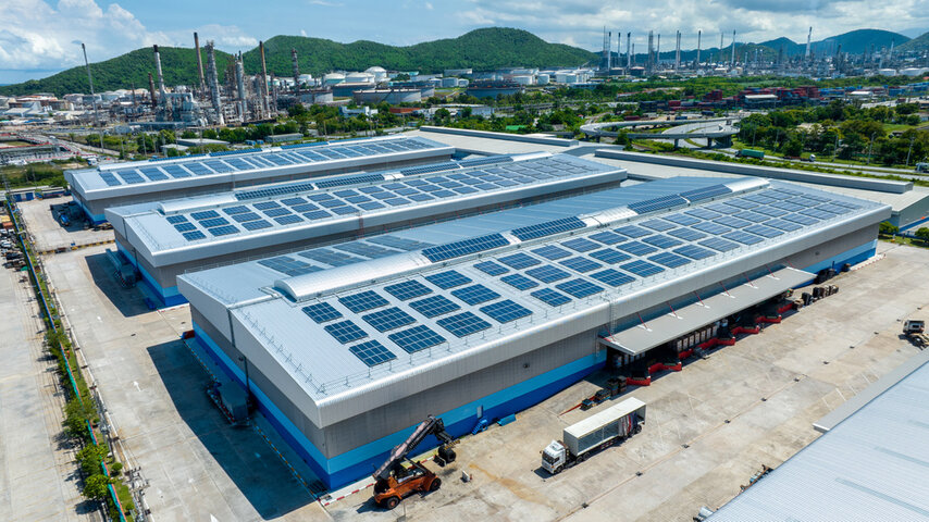 Solar Cell on Warehouse Factory